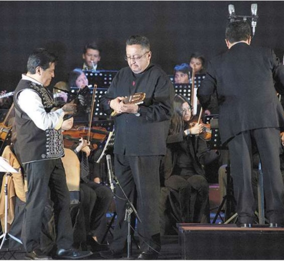 CON LA ORQUESTA JUVENIL DE SANTA CRUZ El “Charango sinfónico”, un homenaje a Centellas